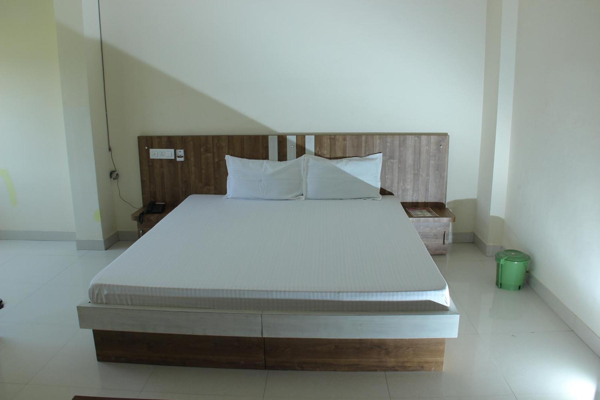 Hotel O Athitya Resort Sikar Екстериор снимка